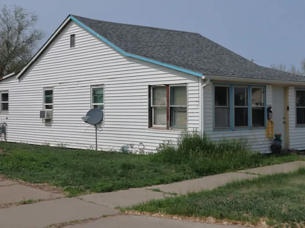 311 N Sargent Ave, Glendive, MT 59330