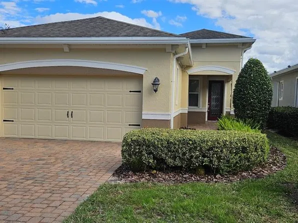 1677 Victoria Gardens Dr, Deland, FL 32724