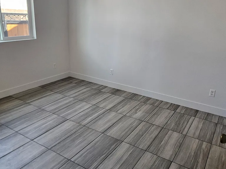 9015-9017 Monogram Ave — Photo 6
