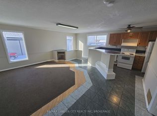 215 Roberts Rd, Grimsby, ON L3M4E8