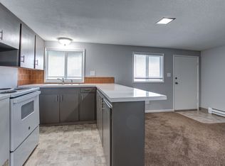 11540 SW Hall Blvd #B, Portland, OR 97223