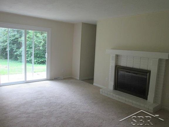 5th image of 5621 Tamarix Ln