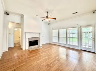 413 Lake Worth Dr, Baton Rouge, LA 70810