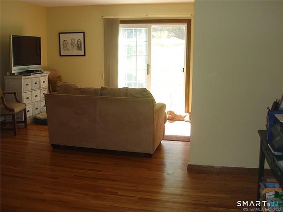 4th image of 41 Prange Rd #41