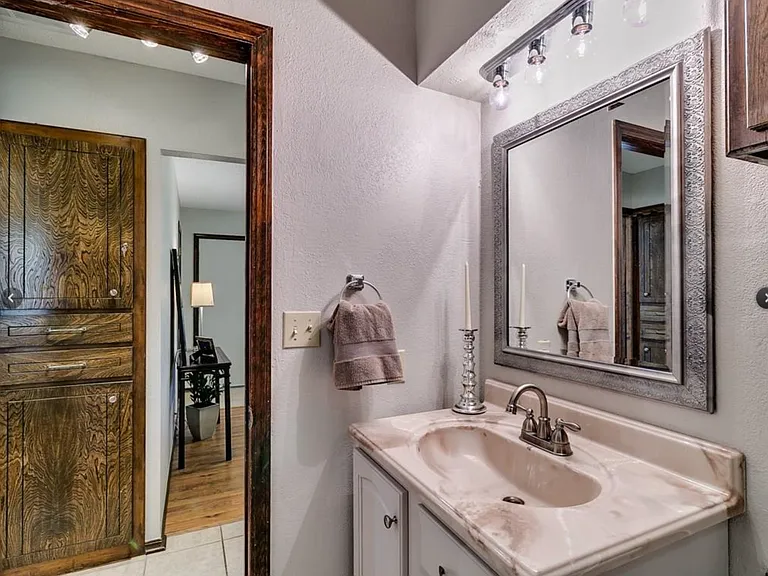 722 S Meadow Ln — Photo 15