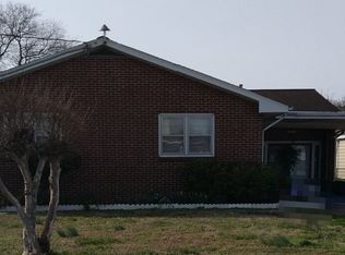 1011 Easterly Ave, Hampton, VA 23669