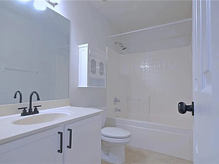 3198 Liberty Commons Dr NW — Photo 7