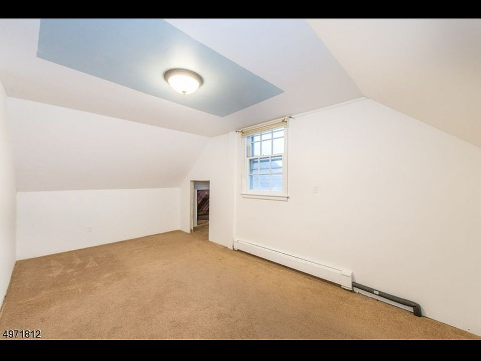 246 Brown Ave FLOOR 2, Haledon, NJ 07508 Zillow