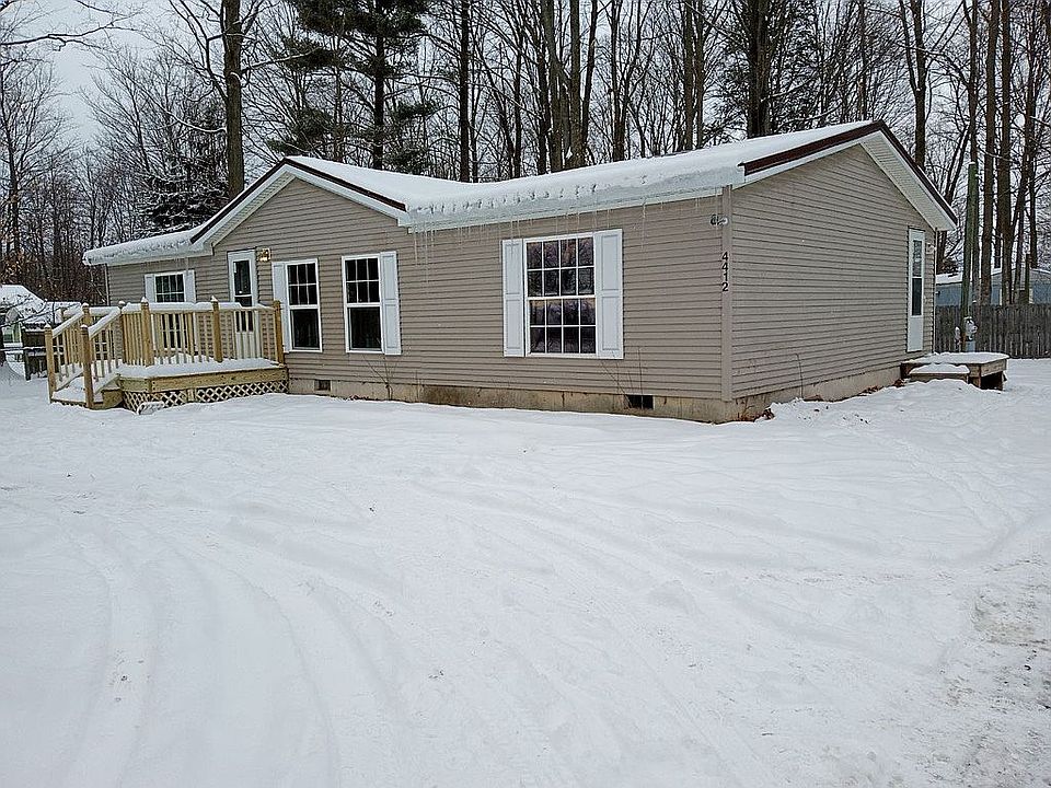 1st image of 4412 Hickory Dr