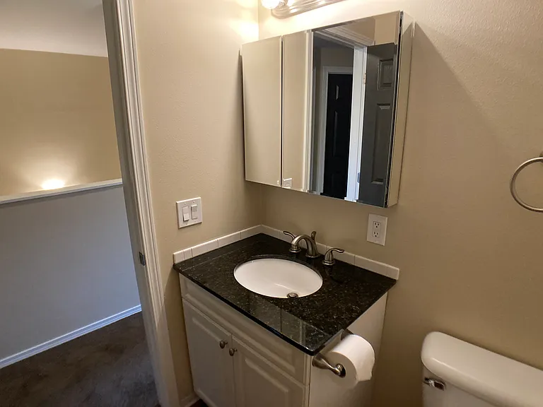 1841 C Pl SE #A — Photo 22