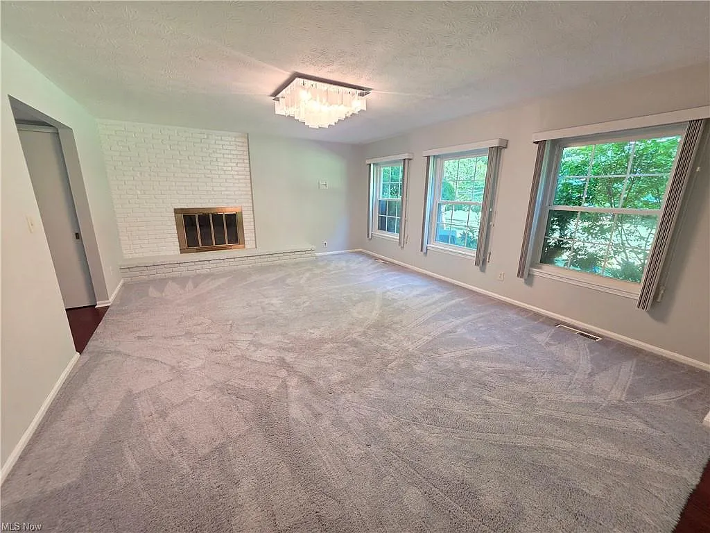 3 bed, 1659 sqft, $2,250 — Photo 3