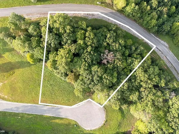 W Poplar Ln, La Follette, TN 37766