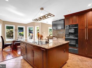 9 Red Maple Ct, Owings Mills, MD 21117