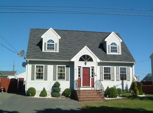 119 Osborne St, New Bedford, MA 02740