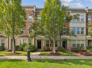 724 Sentry Sq, Oxon Hill, MD 20745