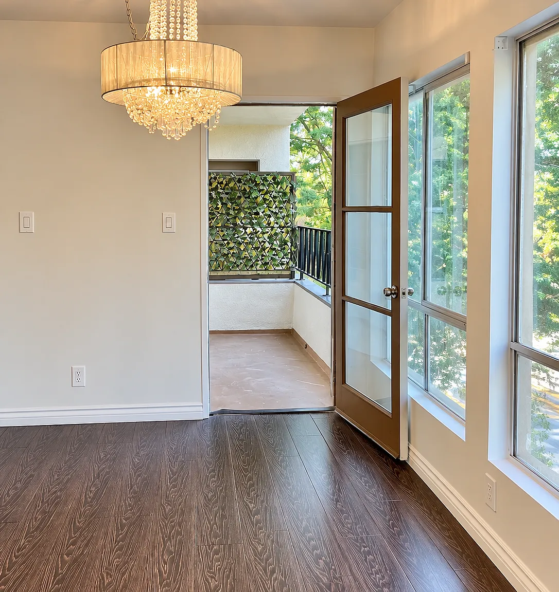 2 bed, 1000 sqft, $3,195 — Photo 3