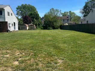 22 & 24 Oak Ave, Westminster, MD 21157