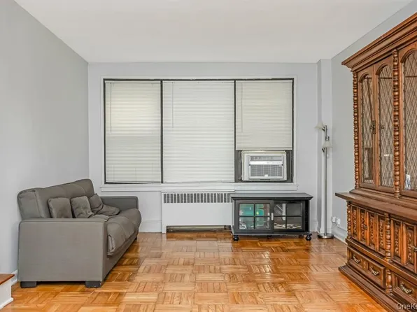 98-50 63rd Drive image 9 of 19