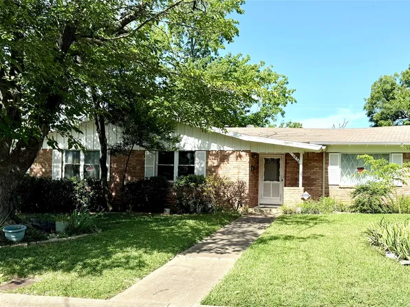 1974 Shelman Trl, Fort Worth, TX 76112