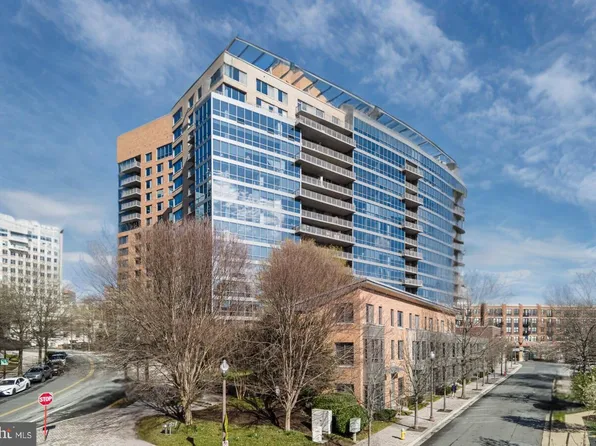 2001 15th St N APT 1414, Arlington, VA 22201
