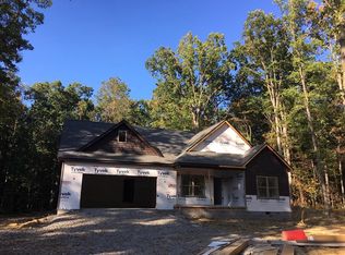 846 Sawmill Rd, Monterey, TN 38574