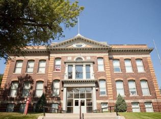 4352 S 39th Ave APT 304, Omaha, NE 68107