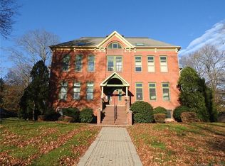 58 Woodley Ct APT 8, Meriden, CT 06450