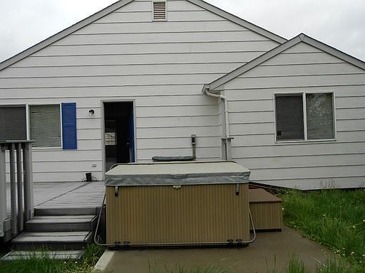 2nd image of 1509 Pinewood Ct
