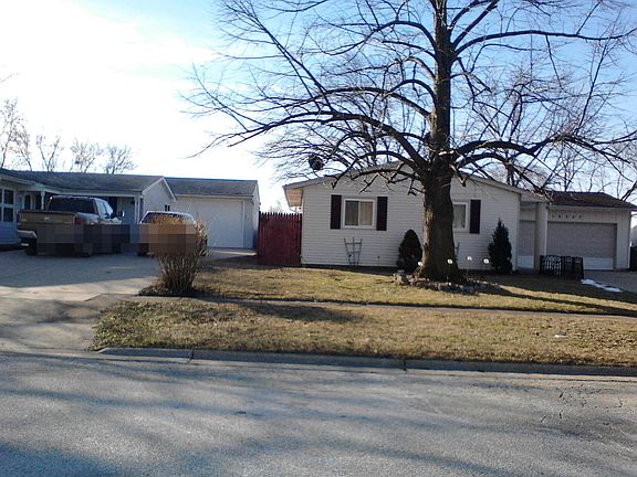 3rd image of 18357 W Linda Ln