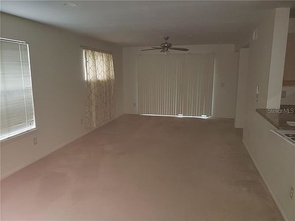 4th image of 486 N Pin Oak 100 Pl
