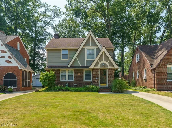 1011 Brookview Blvd, Parma, OH 44134