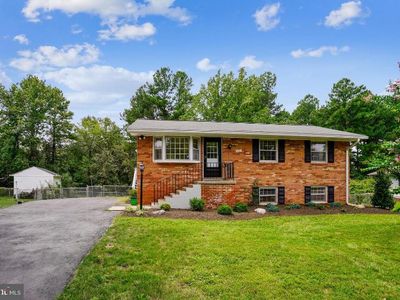 608 E Roanoke Rd, Sterling, VA, 20164