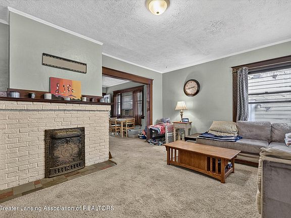 4th image of 812 N Pine St