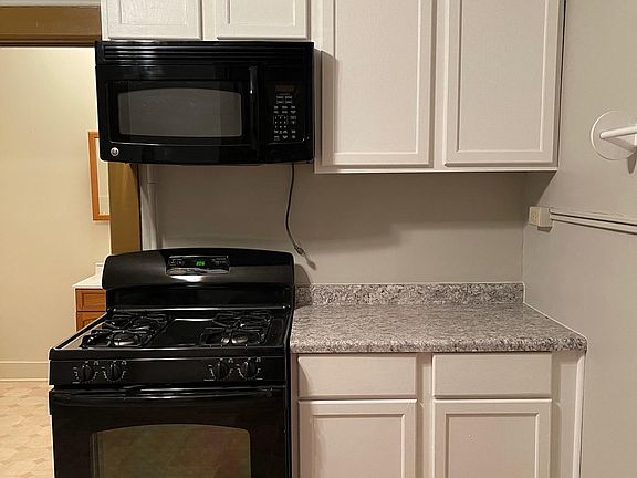 4th image of 833 Park Ave Unit 3