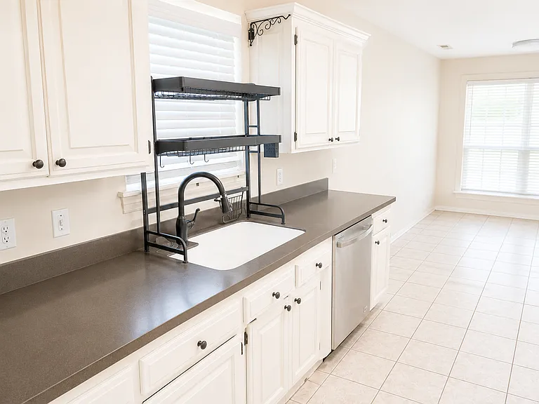 5601 E Country Rdg — Photo 5