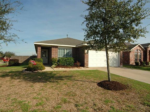 2nd image of 2905 Silver Shore Ln