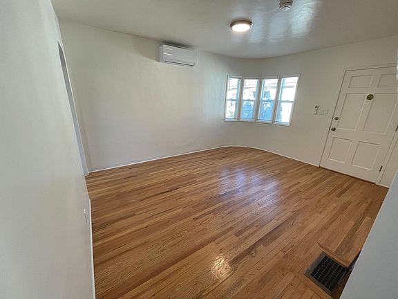 4th image of 344 W Alameda Ave #348