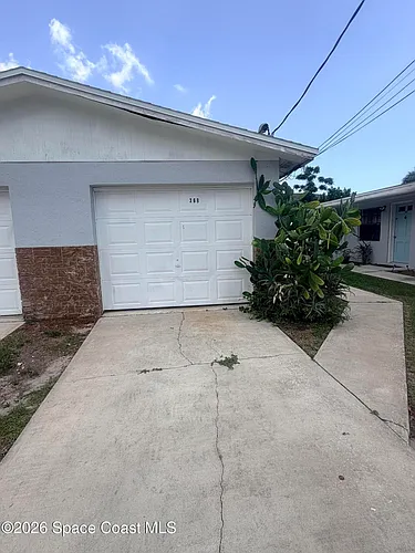 36 Elton St #B Photo 1 36 Elton St #B Photo 1