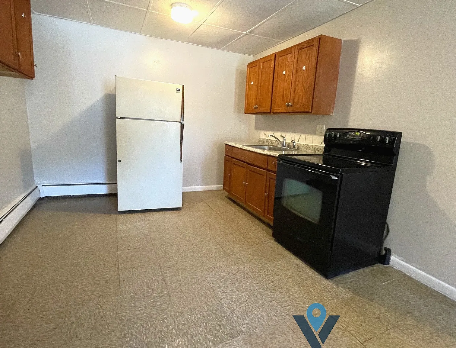 5 Adams #1B — Photo 3