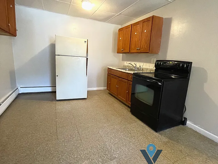 5 Adams St #1B — Photo 4