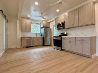 669 Mokapu Rd #C, Kailua, HI 96734