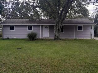 112 Kelly St, Steelville, MO 65565