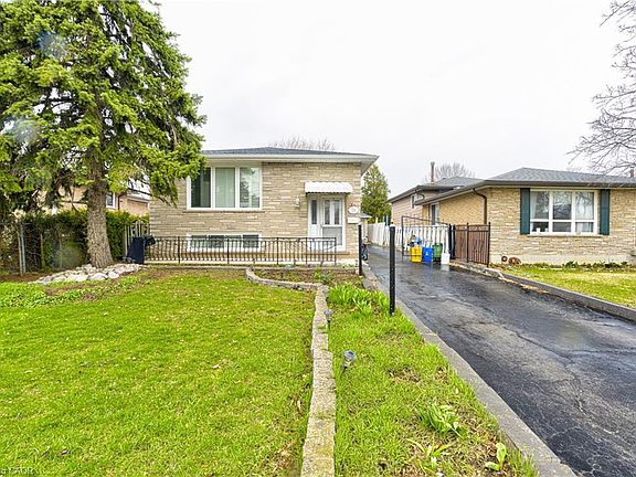 2nd image of 78 Markson Cres