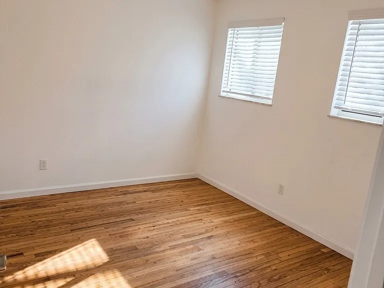 3845 Marietta Dr — Photo 8