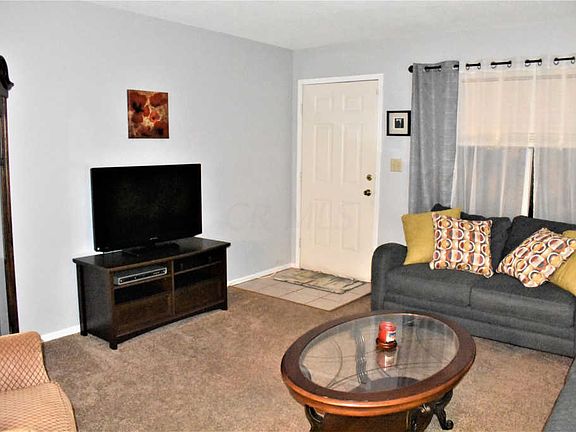 4th image of 1694 Hillsbury Dr
