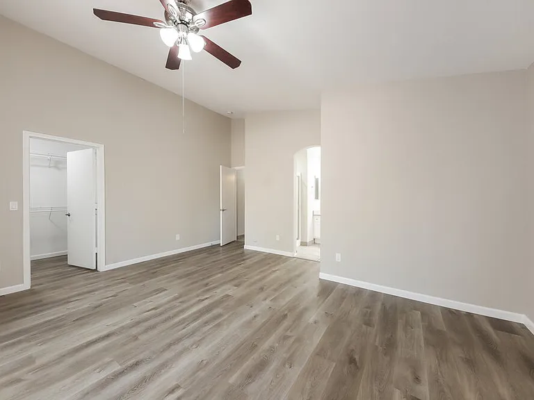 7418 W Lone Cactus Dr — Photo 12