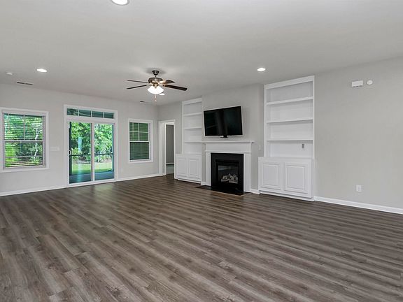 2nd image of 615 Spanish Olive Way