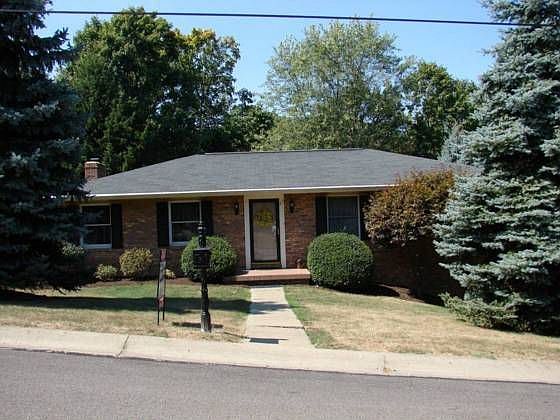 1st image of 101 Beckett Ct