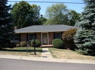 101 Beckett Ct, Saint Clairsville, OH 43950