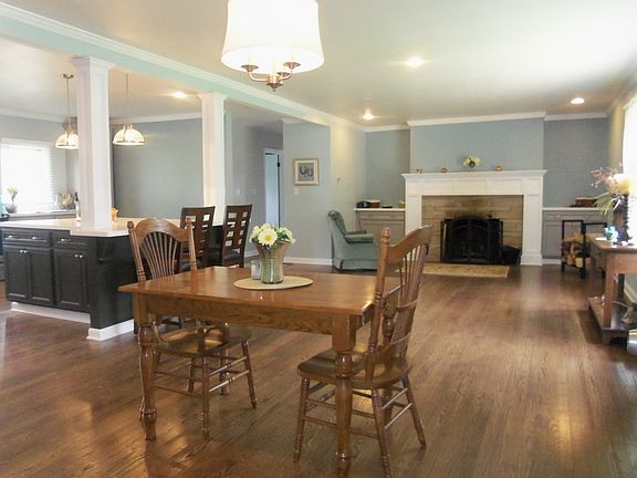 5th image of 17636 Peninsula Dr